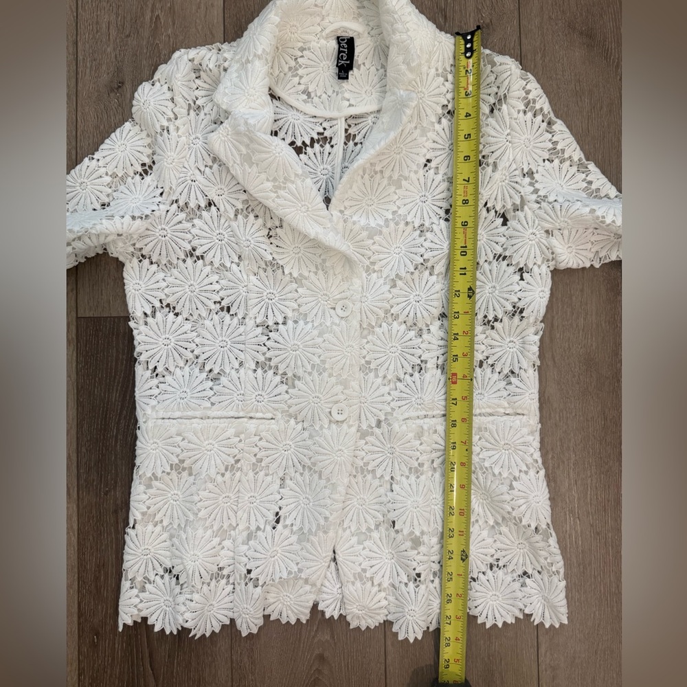 berek White Daisy Lace Blazer Floral Textured Button Front Large - Picture 13 of 13